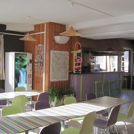 Hotel Les Ecrins D'azur *